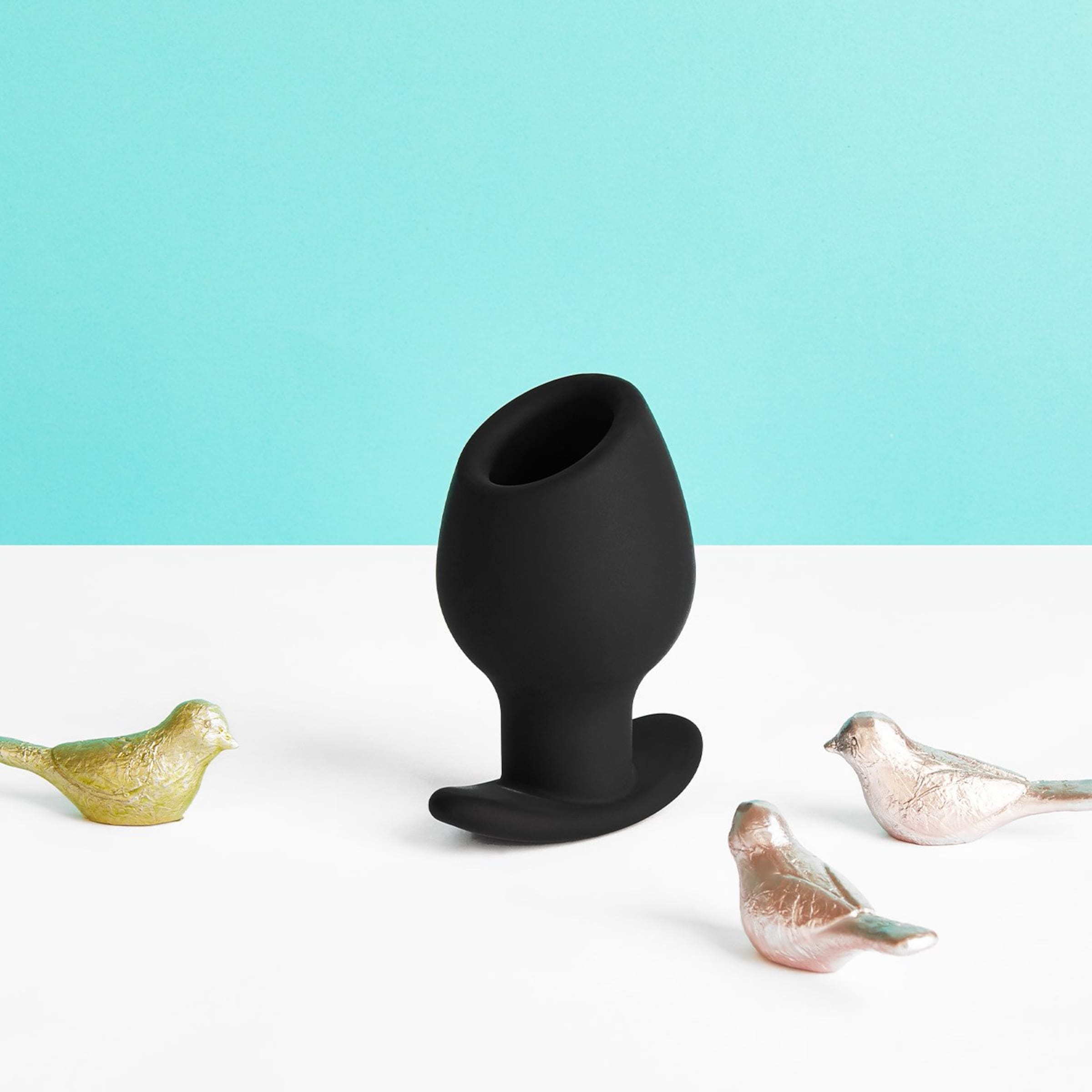 plug-anal-en-silicone[nbhy]-avec-tunnel-m-9-8-cm-Noir-2