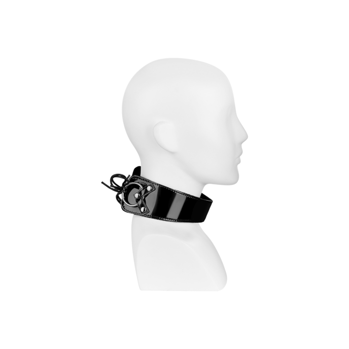 halsband-in-laklook-Zwart-2