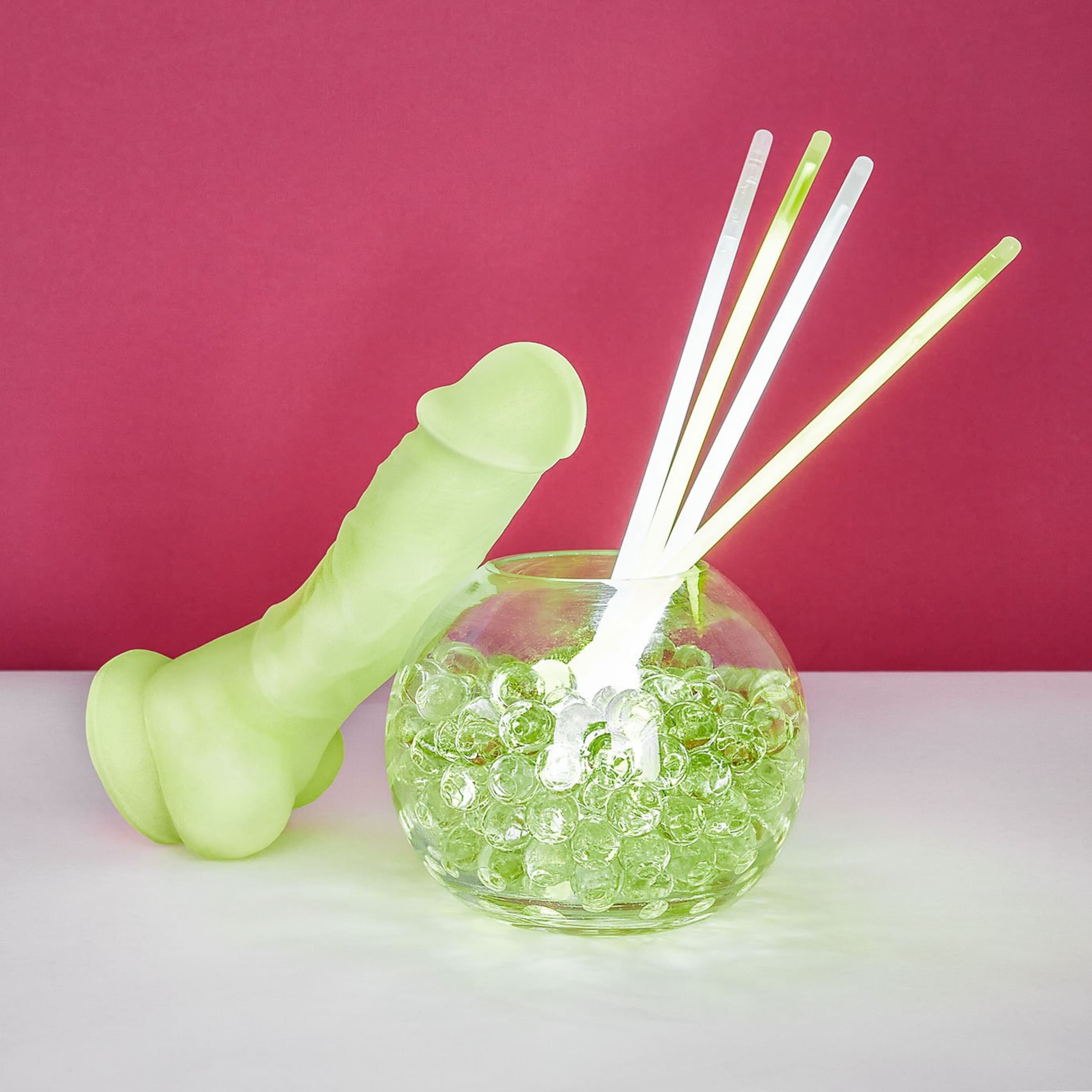 fluorescerende-natuurlijke-dildo-17-cm-Lichtgroen-2