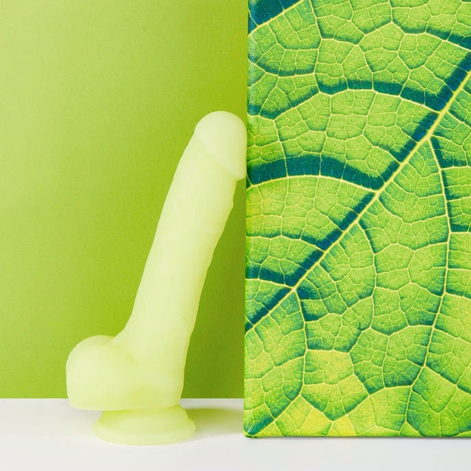 fluorescerende-natuurlijke-dildo-19-5-cm-Hellgrün-2