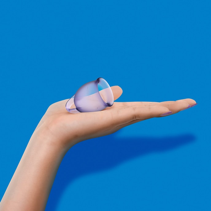 satisfyer-feel-confident---menstrual-cup-set-15-&-20-ml-Mint-2