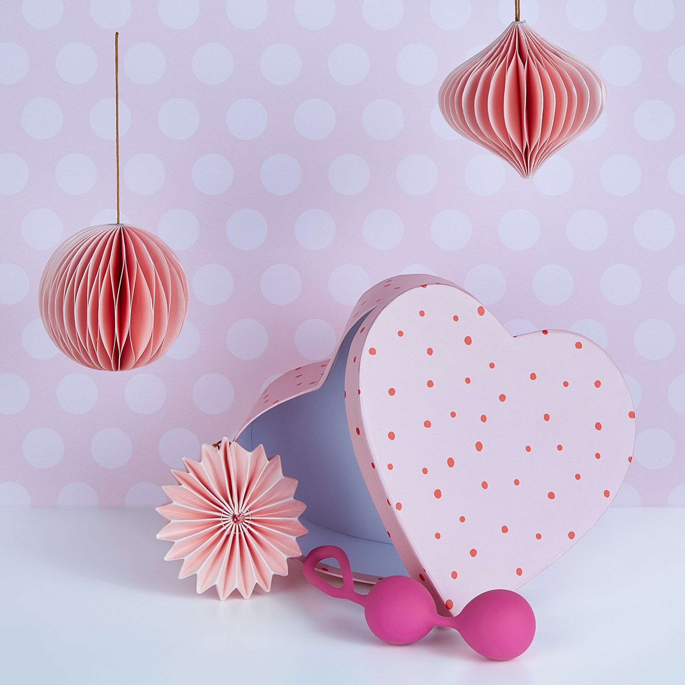 silikon-liebeskugeln-mit-schwingenden-gewichten-3-cm-Pink-2