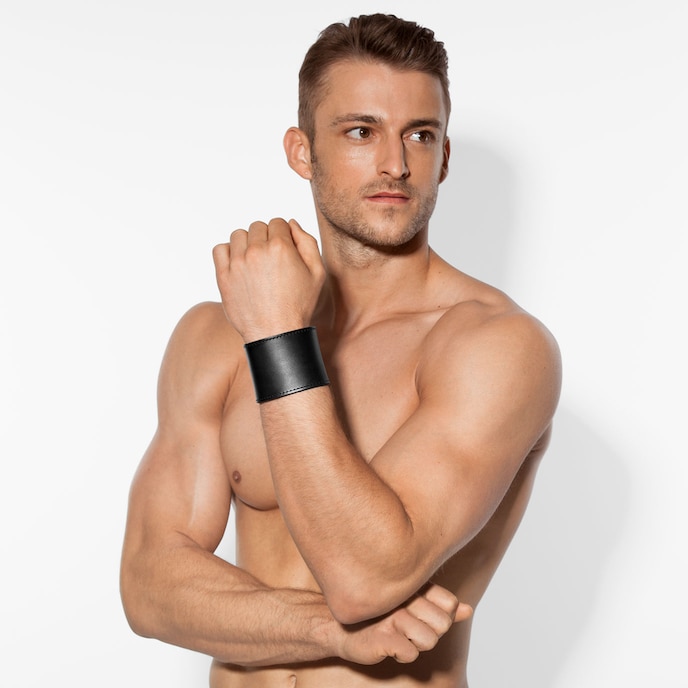 brede-leren-armband-Zwart-1