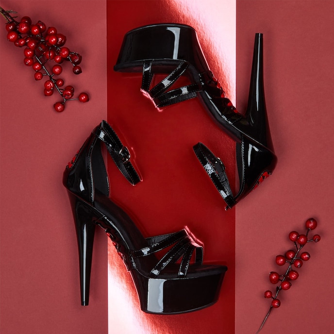 plateaupumps-met-veters-Rot-Schwarz-2