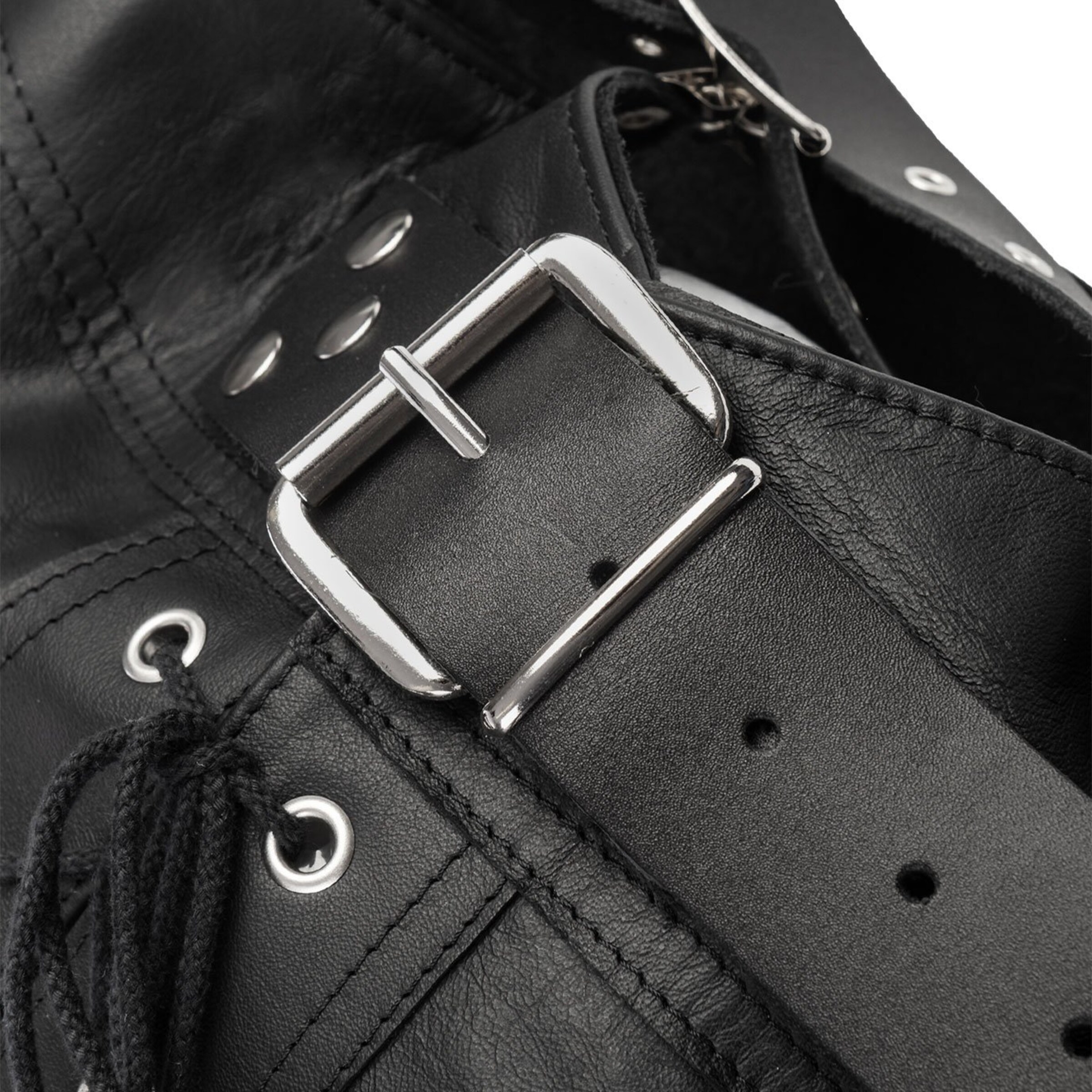 fesselharnas-Zwart-3