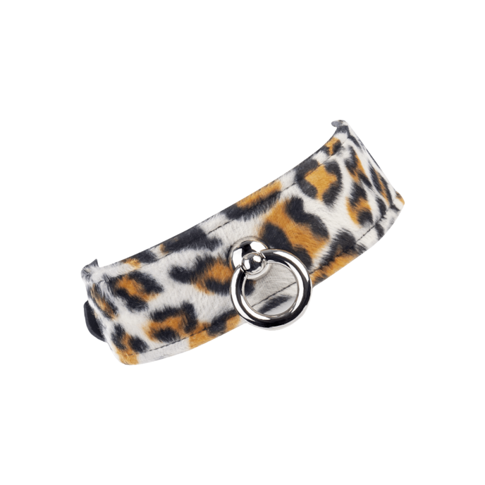 collier-en-cuir-avec-o-ring-Léopard-1
