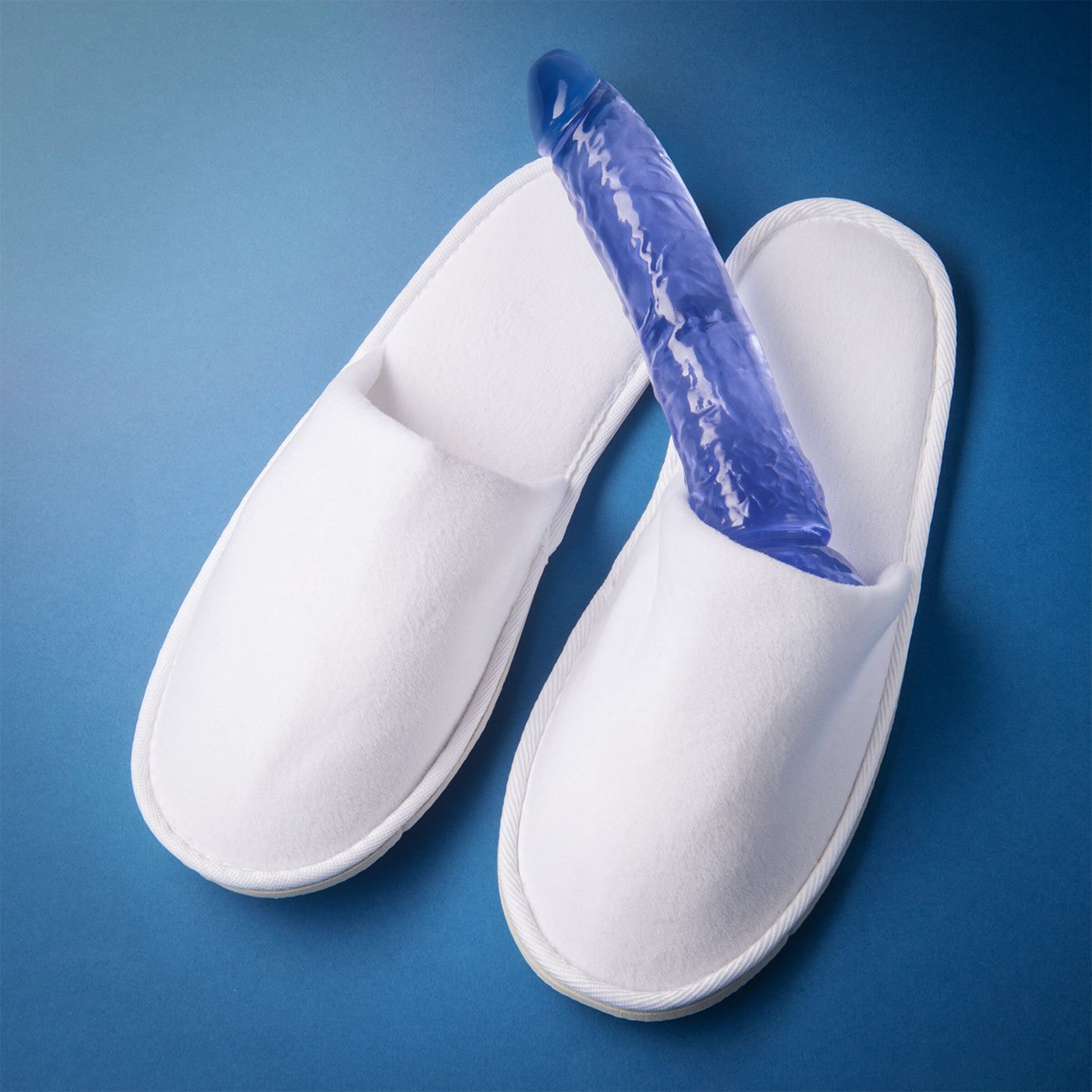 naturdildo-mit-saugfuß-21-cm-Blau-2