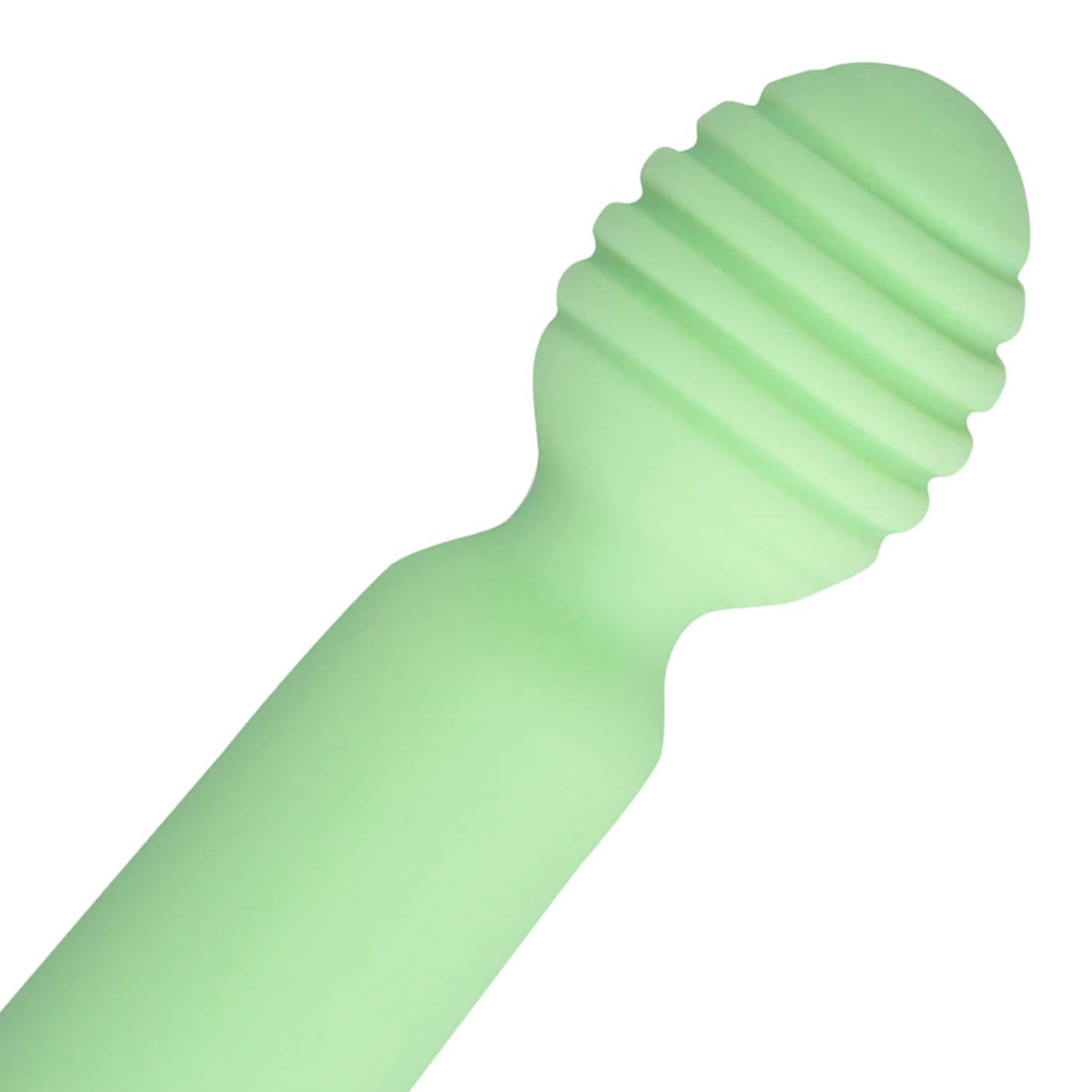 Ribbed Mini Vibrator with USB Charger, 12,2 cm